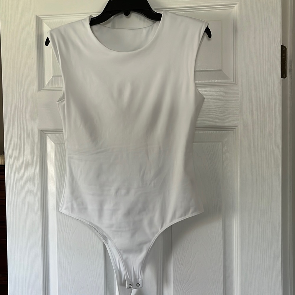 REORIA Women’s Sexy Sleeveless Racer Back Halter Neck Bodysuit Tank Tops - White